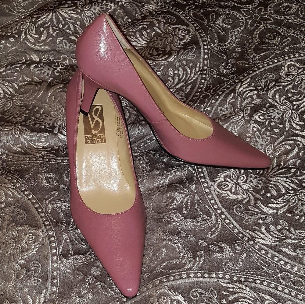 Pink leather Victoria Spenser heels